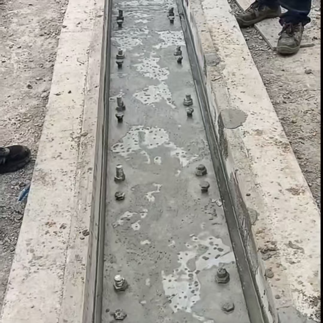 隆安环氧树脂轨道胶泥是什么？用在哪里？